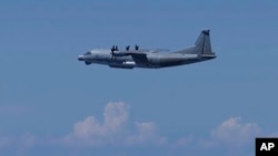 资料照片: 2024年8月26日中国Y-9侦察机在日本九州西南海岸短暂侵入日本领空
