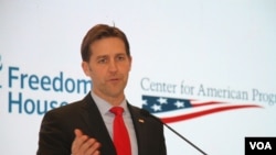 来自内布拉斯加的共和党籍国会参议员本·萨斯。(资料照)