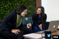 蔡英文总统与推特总顾问加德(Vijaya Gadde)会面。(图片来源:蔡英文总统推特)