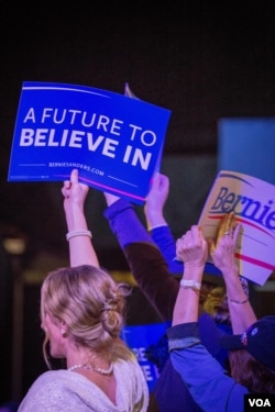 伯尼·桑德斯的支持者。(美国之音记者方正拍摄)