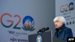 2023年7月16日,美国财政部长珍妮特·耶伦在甘地讷格尔市举行的20国集团财长、央行行长和财政与央行代表会议前的新闻发布会上发表讲话.