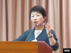 台湾执政党国民党立委卢秀燕 (美国之音张永泰 拍摄)