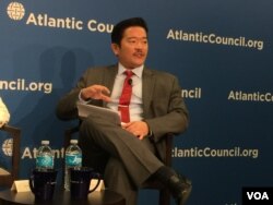 全球台湾研究所执行主任萧良其 (美国之音莉雅拍摄)