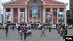 蒙古国乌兰巴托街头。 (美国之音白桦拍摄)