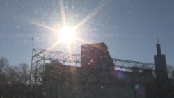 VOA英语视频: 美国四州周二将在新冠疫情中投票 VOA英语视频: 美国四州周二将在新冠疫情中投票