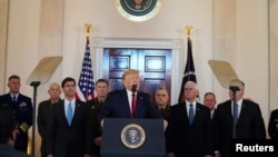 美国总统特朗普在白宫就伊朗问题发表讲话,1月8日,路透社照片