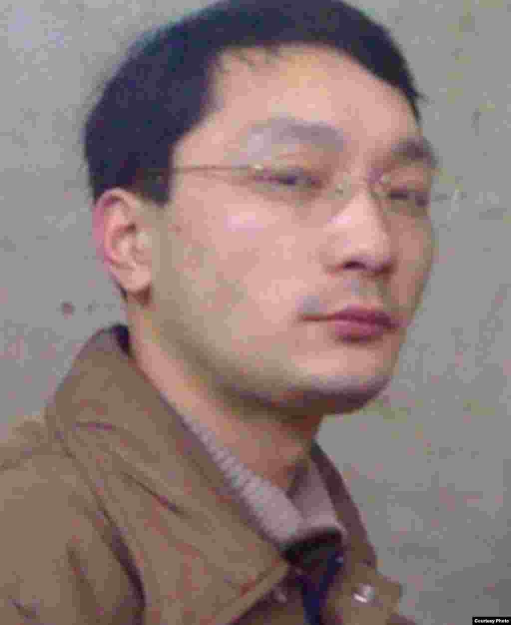 中国人民解放军61398部队网络部队第3支队成员文新宇( Wen Xinyu)(FBI照片)