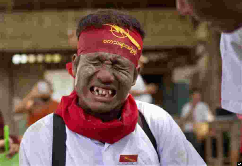 လက်ပံတန်း၊ မတ်လ ၁၀၊ ၂၀၁၅၊ အင်္ဂါနေ့