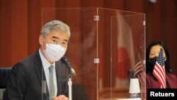 美国朝鲜事务特使金圣(Sung Kim)周二(2021年9月14日)在东京与日本和韩国就朝核问题举行三边会谈。(路透社)