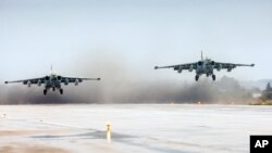Chiến đấu cơ Nga cất cánh tại căn cứ không quân ở Syria.