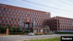 资料照片:武汉病毒研究所的入口。(2020年5月15日摄)