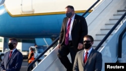 蓬佩奥2020年7月20日抵达伦敦访问(路透社)