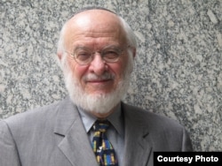 华盛顿市律师内森•列文(图片来源:LEWIN & LEWIN, LLP)