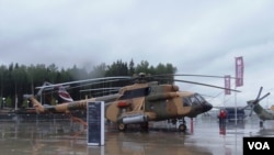 越南军方有意购买米-17V-5,米-38等型号直升机。2015年莫斯科武器展上展出的米-17V-5型直升机。