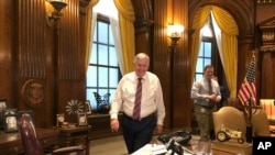 资料照片:密苏里州州长帕森出席记者会。(2019年5月14日)