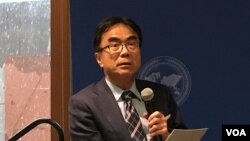 日本立命馆大学国际关系研究所教授中逵启示2019年3月8日参加美日研究所“美日如何应对台海冲突”座谈会(美国之音钟辰芳拍摄)