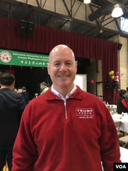 爱达荷州共和党主席叶望辉参加华府台湾同乡会春节餐会(2017年1月20日,美国之音钟辰芳拍摄)