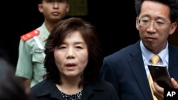 Đặc sứ Bắc Hàn Choe Son Hui.