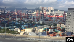 香港的“港” (美国之音记者申华拍摄)