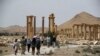 Warga Suriah Kembali Kunjungi Reruntuhan Palmyra yang Dirusak ISIS