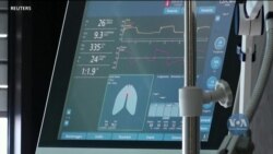 Нову велетенську лікарню для уражених коронавірусом обладнують у Лондоні. Відео Нову велетенську лікарню для уражених коронавірусом обладнують у Лондоні. Відео