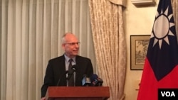 美国在台协会执行理事罗瑞智2019年3月6日参加双橡园《台湾关系法》40周年活动(美国之音钟辰芳拍摄)