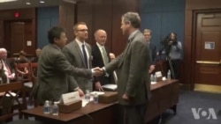 美国会听证关注中国玩具工厂劳工条件 美国会听证关注中国玩具工厂劳工条件