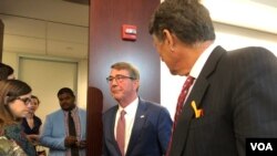前国防部长阿什顿·卡特(Ashton Carter)2019年7月9日出席外交关系协会一场活动(美国之音黎堡)