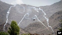 Máy bay trực thăng của NATO oanh kích nơi trú ẩn của phe Taliban ở tỉnh Nangarhar (ảnh tư liệu).