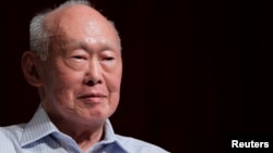 资料照:前新加坡总理李光耀于2011年9月14日参加李光耀公共政策学院第七届对话