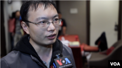 全美学自联理事陈闯创(美国之音章真拍摄)