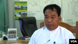 ချင်းပြည်နယ် ဝန်ကြီးချုပ် ဦးဟုန်းငိုင်း