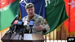 Tướng Austin "Scott" Miller, chỉ huy hàng đầu của các lực lượng Hoa Kỳ ở Afghanistan, phát biểu trong buổi lễ rời bỏ quyền chỉ huy ở Kabul vào ngày 12/7/2021.