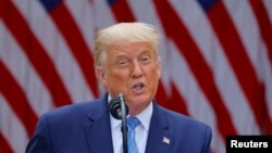 Tổng thống Donald Trump nói về kế hoạch xét nghiệm COVID-19 của chính phủ tại Vườn Hồng Toà Bạch Ốc ngày 28/9/2020.