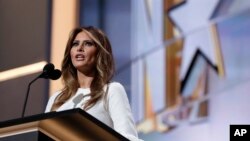 川普夫人梅拉尼亚在大会黄金时段对观众说,她的丈夫川普是“一位了不起的领袖”。