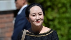 孟晚舟离开位于温哥华住所前往法院(2020年5月27日)