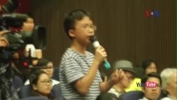 Cậu bé lớp 8 đòi làm thay việc của Bộ trưởng Giáo dục Cậu bé lớp 8 đòi làm thay việc của Bộ trưởng Giáo dục