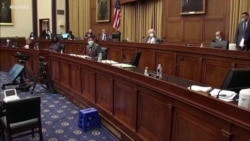 美国会议员批评技术公司的大亨们 美国会议员批评技术公司的大亨们