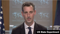 美国国务院发言人内德·普赖斯