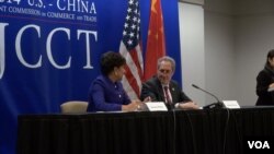 美国商务部长普里茨克和贸易代表弗罗曼称JCCT成果丰硕(美国之音黎堡摄影)