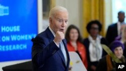 Presiden AS Joe Biden berbicara terkait Inisiatif Gedung Putih pada Penelitian Kesehatan Perempuan, dari Gedung Putih, Washington, pada 11 Desember 2024. (Foto: AP/Susan Walsh)