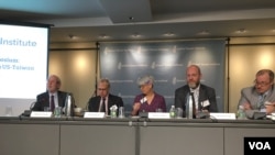 全球台湾研究中心举行“再保证与再强化美台关系”年会。(美国之音钟辰芳拍摄)