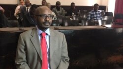 AFS 4 set – Caso dos 900 milhões de Carlos São Vicente “atesta a pilhagem de Angola” – Rafael Marques AFS 4 set – Caso dos 900 milhões de Carlos São Vicente “atesta a pilhagem de Angola” – Rafael Marques