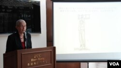 人权观察中国部主任索菲・理查森发布中国酷刑最新报告(美国之音海彦拍摄)