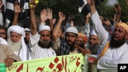 Pakistan biểu tình phản đối một cuộc tấn công của ISIS