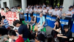 反对课纲改革的台北学生(2015年7月31日)