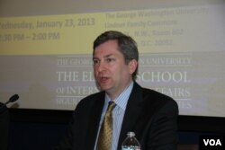 国家政策中心主任贝茨(美国之音钟辰芳拍摄)