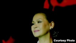 Chương trình ca nhạc với chủ đề “Nhớ mùa thu Hà Nội” đã không thể diễn ra theo dự kiến vào lúc 20 giờ ngày 24/9/2022 tại Nhà hát Lớn Hà Nội. (ảnh Bùi Văn Phú)