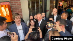 前美国国务卿蓬佩奥2021年10月17日与旅美港人互动(来自蓬佩奥的推特账号)