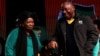 Dua tokoh yang telah mencalonkan diri untuk menggantikan Presiden Jacob Zuma sebagai Ketua Partai ANC: Nkosazana Dlamini-Zuma, mantan istri Jacob Zuma (kiri) bersama Wakil Presiden ANC, Cyril Ramaphosa (foto: dok). 
